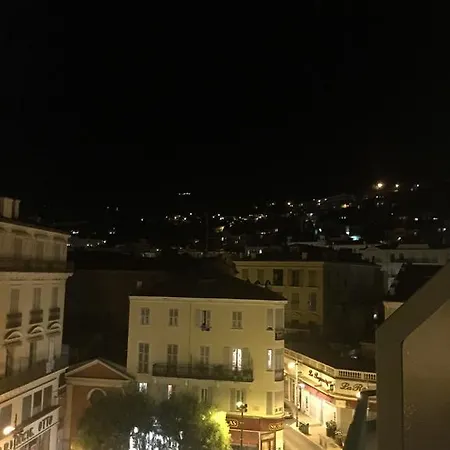 Victoria Palace/ Queen's Garden Sea View Appartement Menton