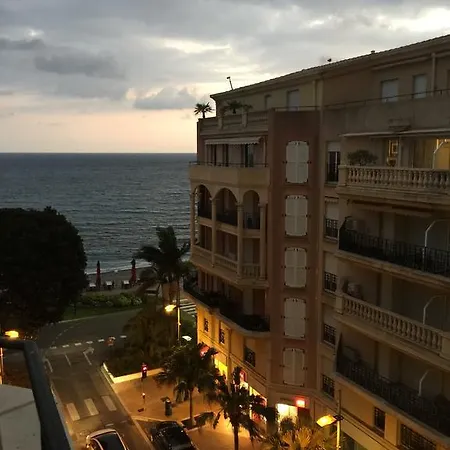 Victoria Palace/ Queen's Garden Sea View Appartement Menton