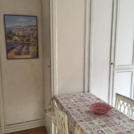 Victoria Palace/ Queen's Garden Sea View Appartement Menton