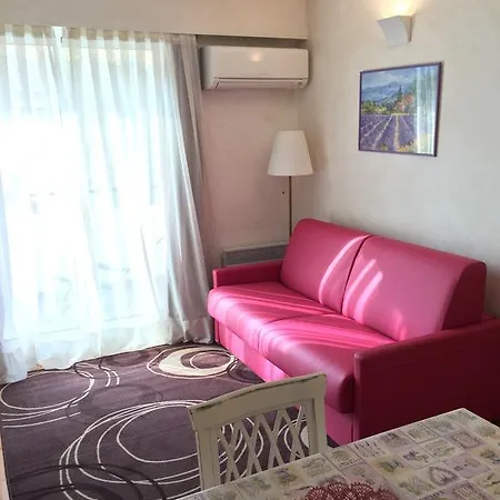 Victoria Palace/ Queen's Garden Sea View Appartement Menton